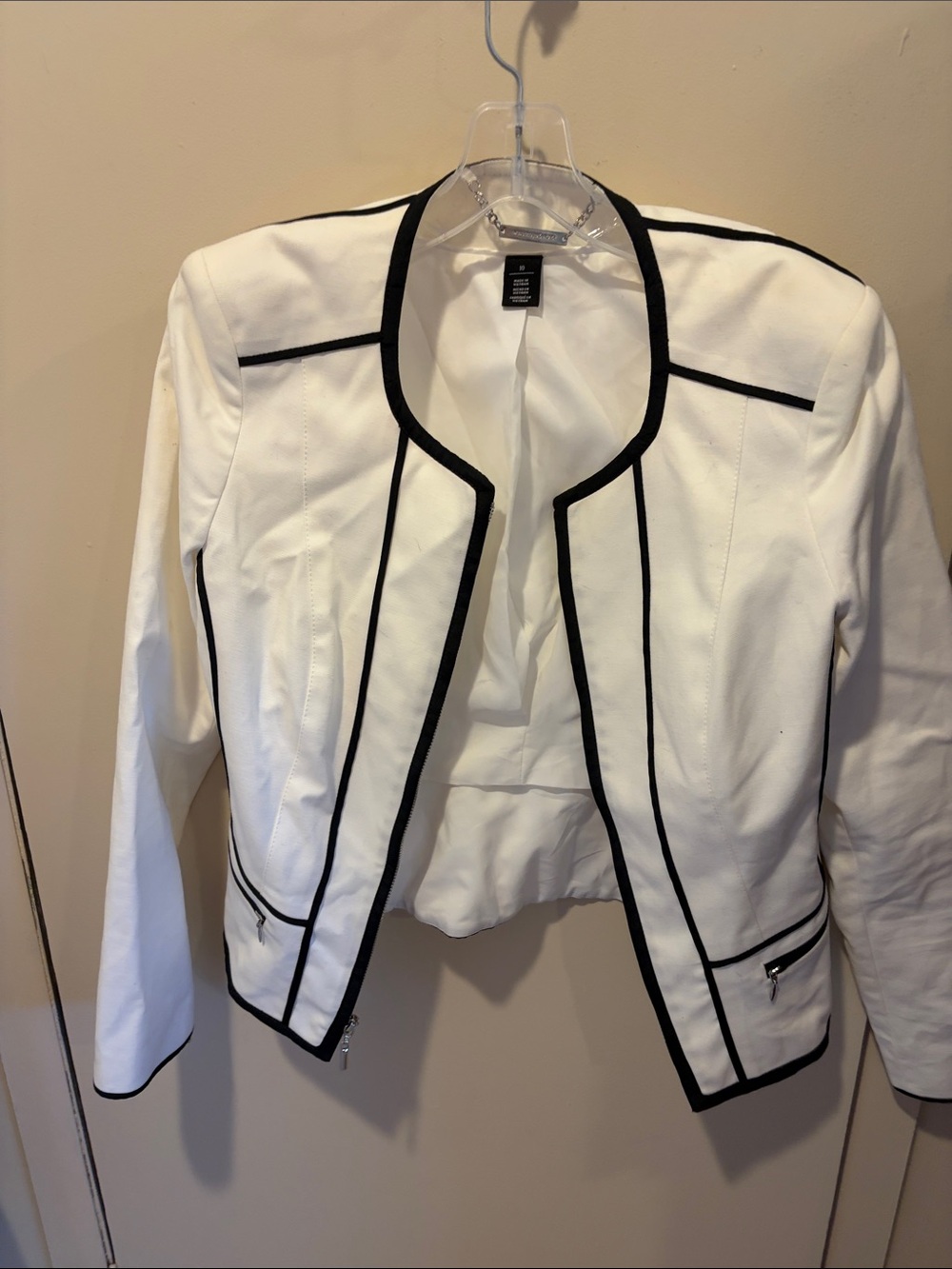 White Contrast-Trim Women's Jacket